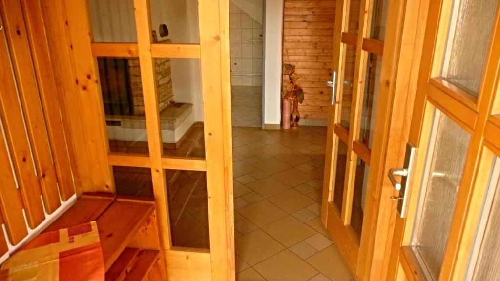 Chalupa Baran Bešeňová Exteriör bild